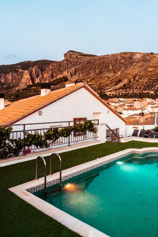 Hotel Sierra De Huesa Luaran gambar