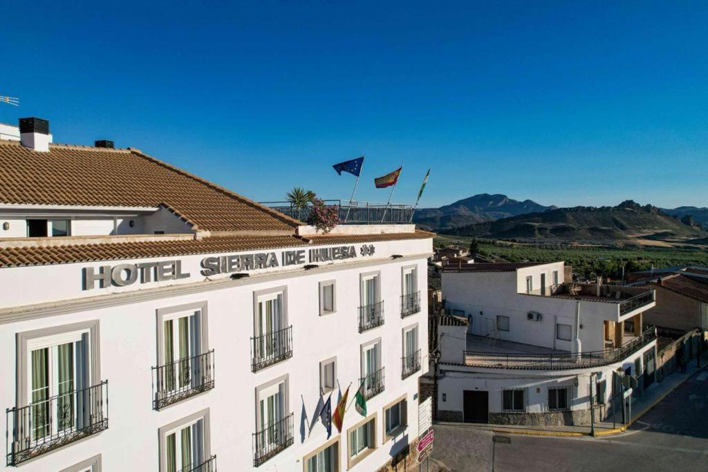 Hotel Sierra De Huesa Luaran gambar