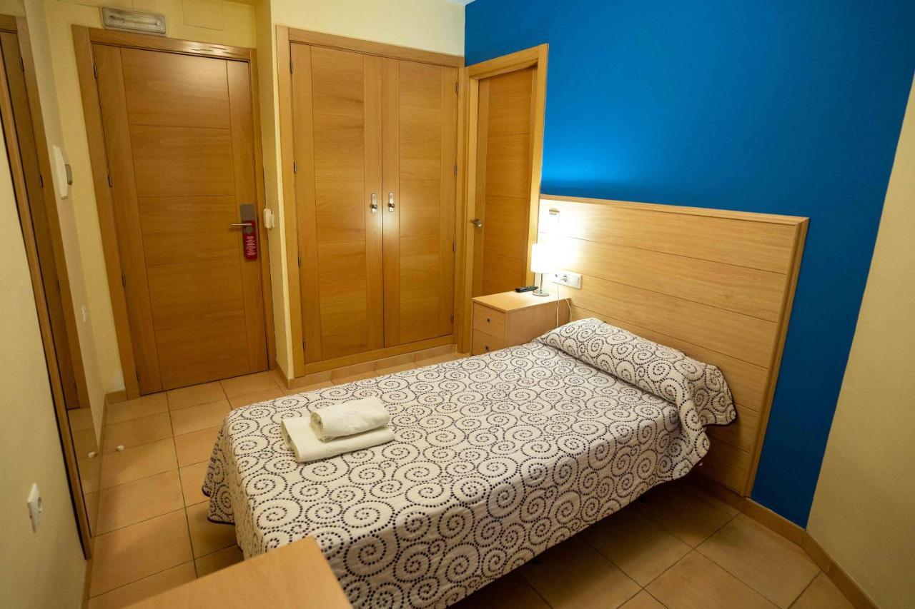 Hotel Sierra De Huesa Luaran gambar