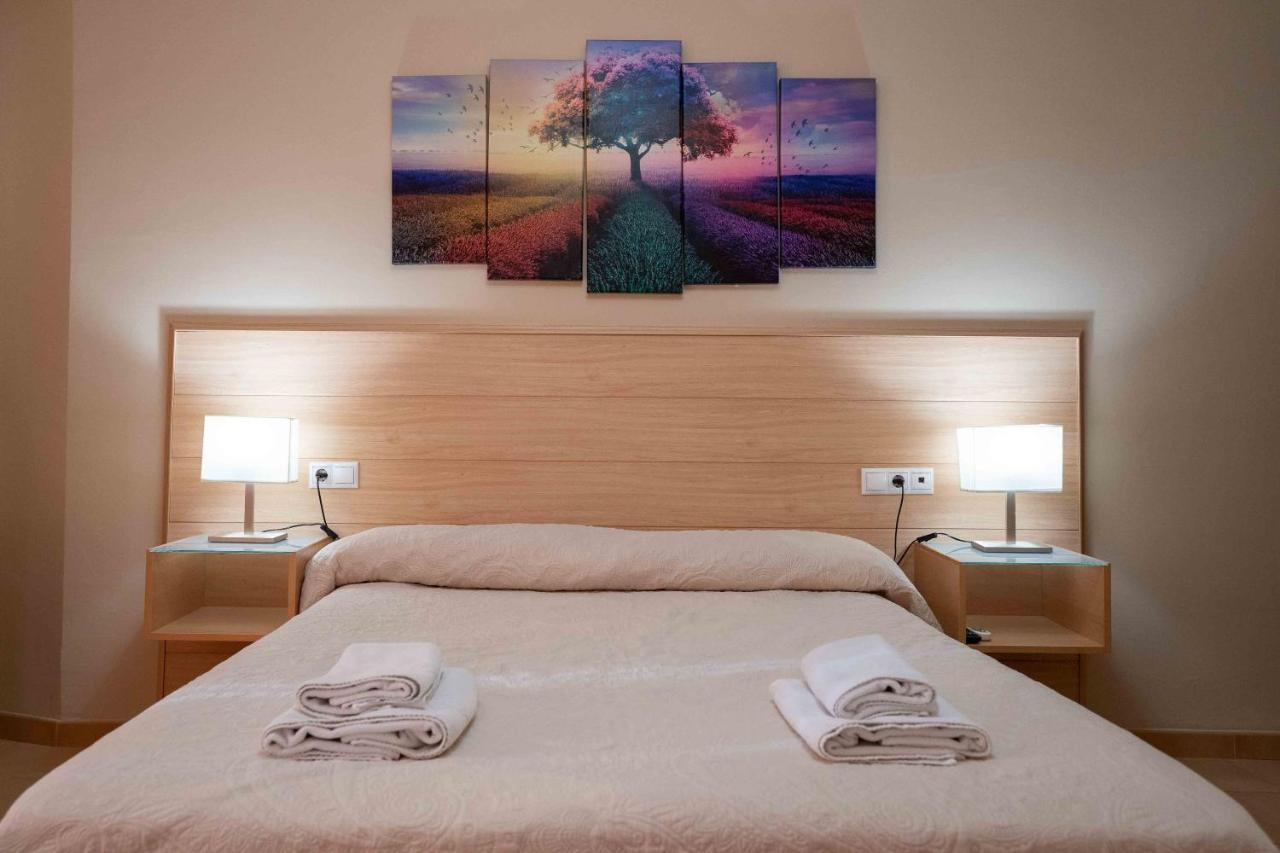 Hotel Sierra De Huesa Luaran gambar