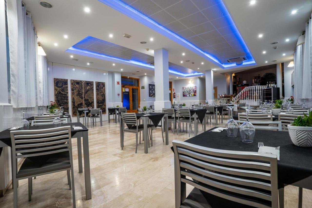 Hotel Sierra De Huesa Luaran gambar